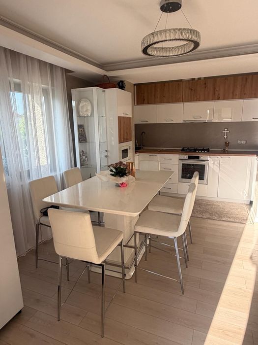 CASA ZONA CENTRALA D+P+1 vanzare sau inchiriere