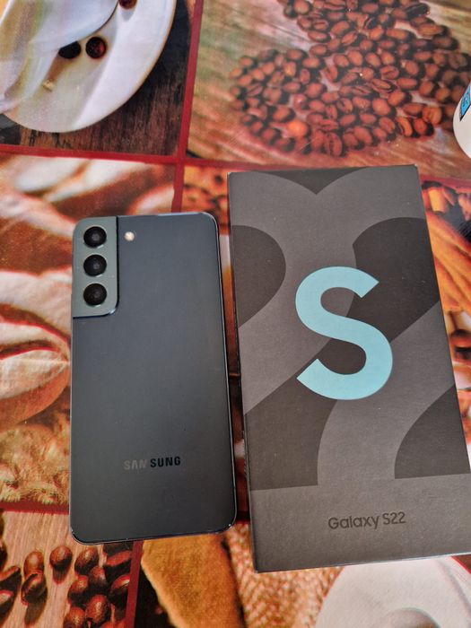 Vând telefon Samsung Galaxy S22