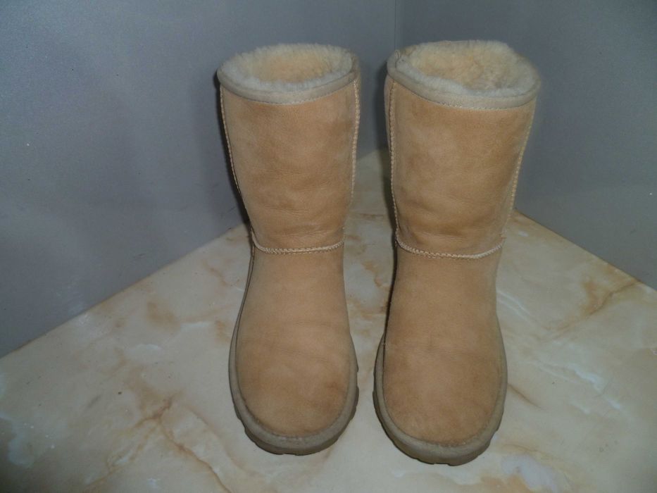 UGG оригинални ботуши №38