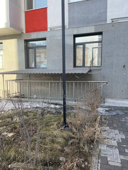 Помещение рядом рынок Эталон