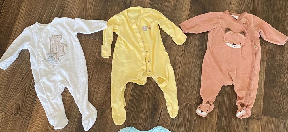 Лотове бебешки ромпъри и бодита 3-6 месеца