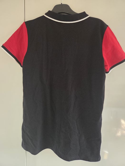 Guess нова t shirt