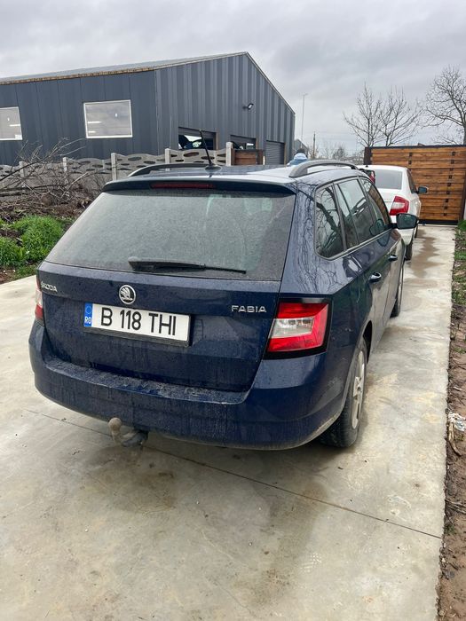 Vând Skoda Fabia combi in perfecta stare de functionar