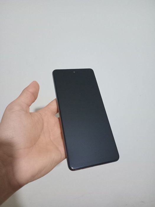 Samsung a72  xotira 8/256