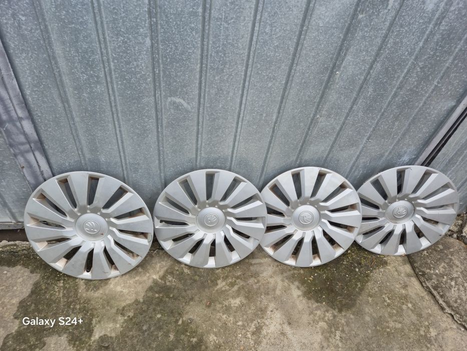 Set 4 capace skoda R16