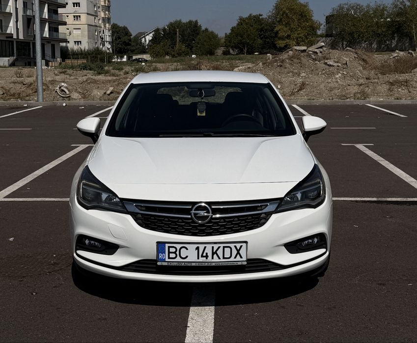 Opel Astra K Pachet Dynamic 2019 - Prim propietar- 125 CP – LED, CarPlay Pachet Iarnă Carte Service