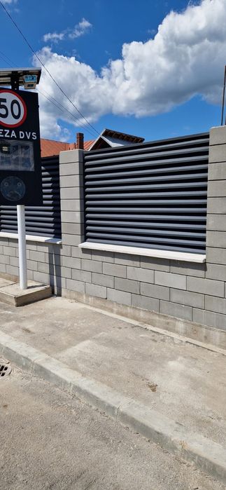 Garduri din panou stil jaluzea, șipcă metalica, tabla, BCA, plasa