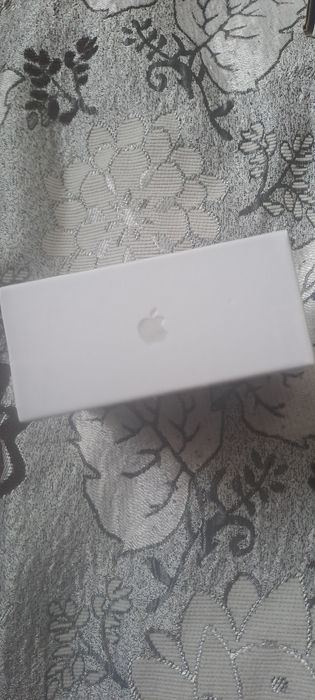 Продам телефон новый