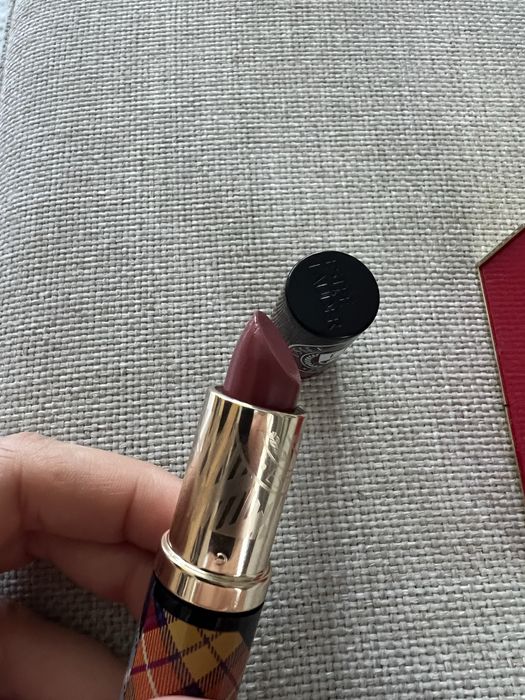 Червила Estee Lauder, Valentino, Lancome