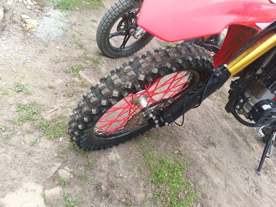 Продам мотоцикл ular f7 250