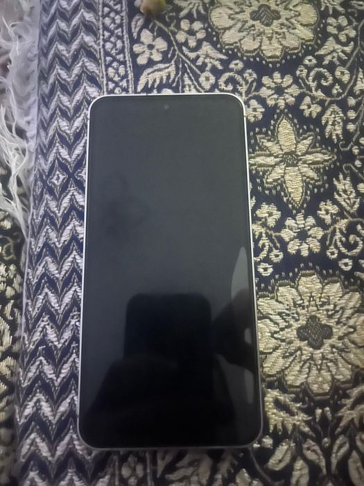 Samsung 24FE на гарантии