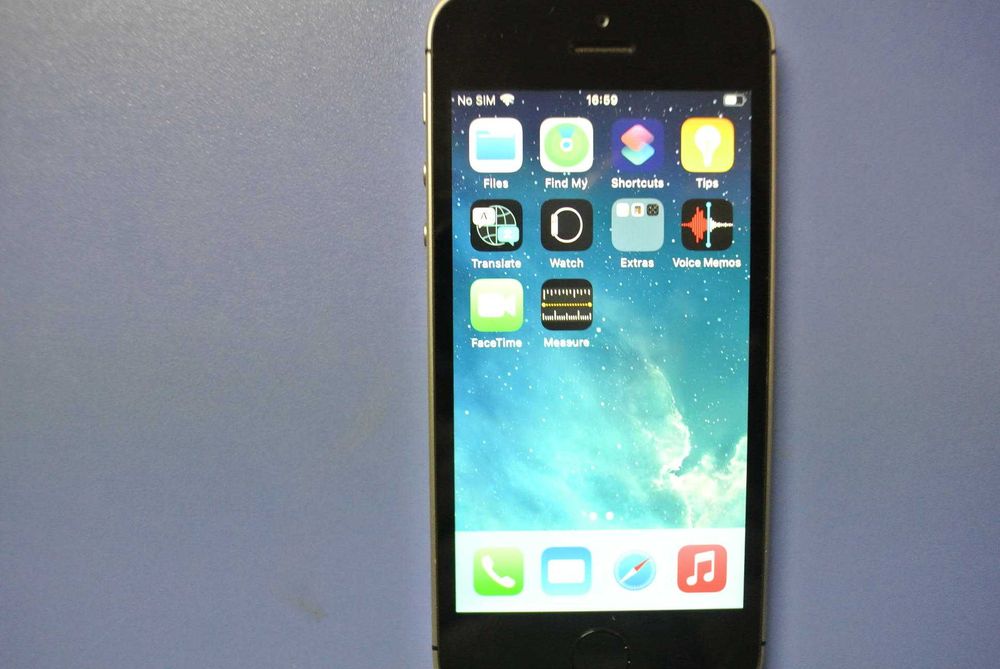 Iphone SE 32GB. 90 лв.