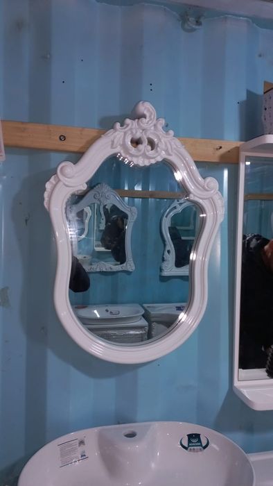 Зеркало в ванную комнату