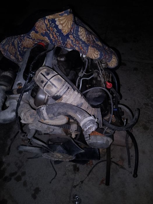 УАЗ Хантер дезил мотор и раздатка комплект отлично ишлаб Турган матор