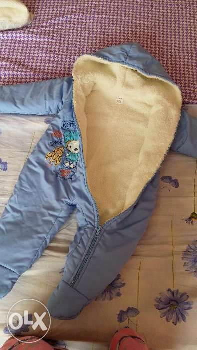 Продам детскую куртку