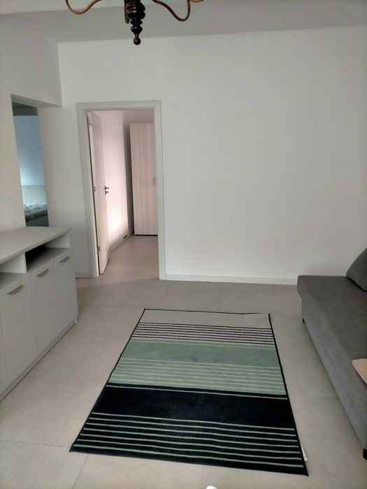 Apartament cu 3camere de închiriat