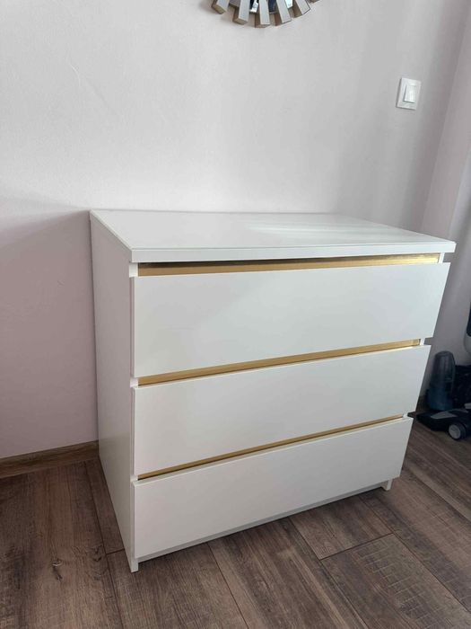 MALM скрин с 3 чекмеджета