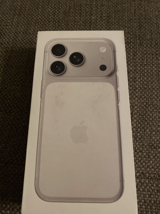 Новый iPhone 17 Pro silver 256