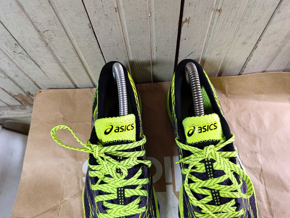 ''Asics Gel-FujiLyte''оригинални маратонки 40 номер