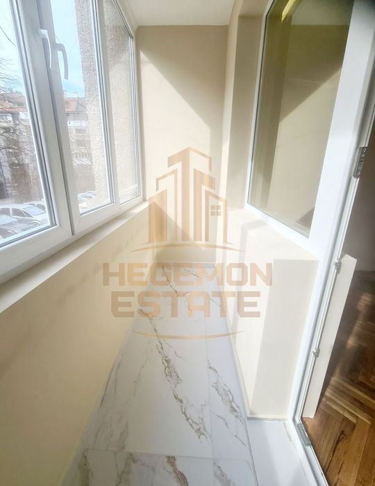 Продава се Четиристаен апартамент в Варна, Конфуто - 100 кв.м за 1275 €/кв.м - Снимка #4