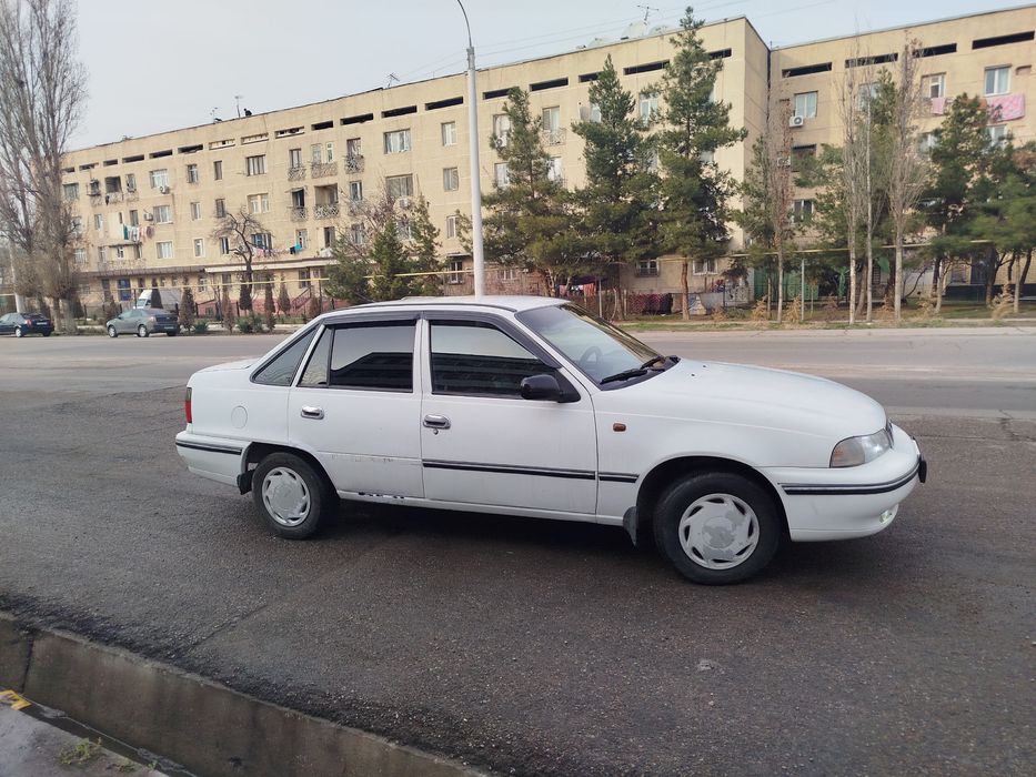 Neksiya sotiladi 2005