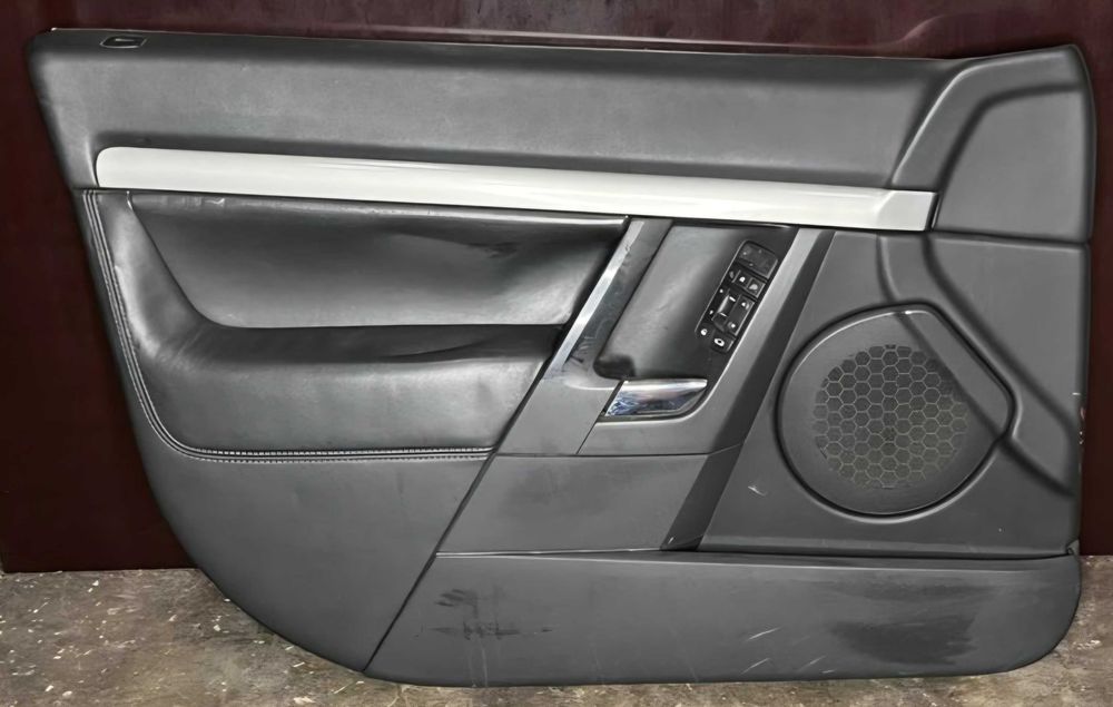 TitanAuto Opel Vectra C дверные карты