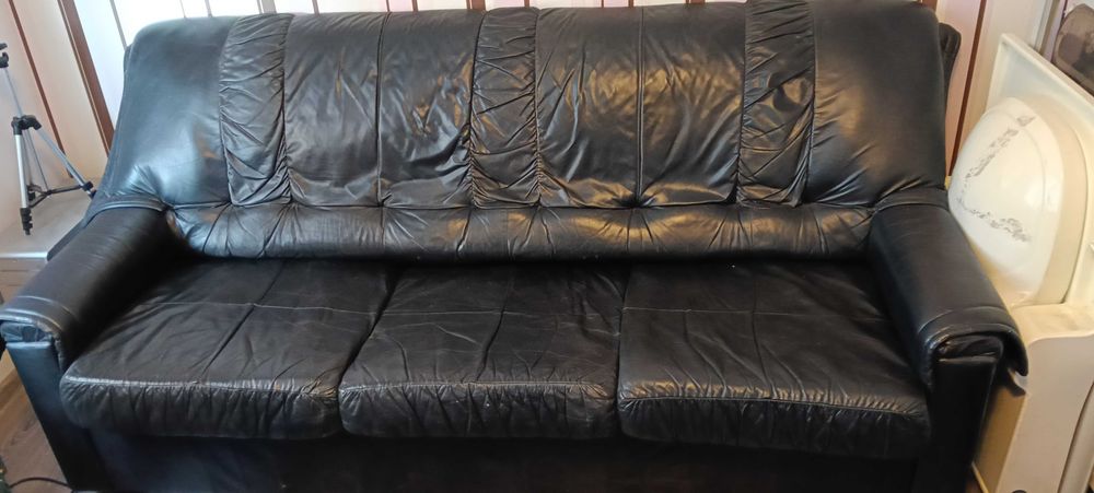 Кожен диван и фотьоил