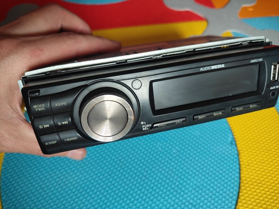 Radio auto AUDIOMEDIA USB aux Transport gratuit