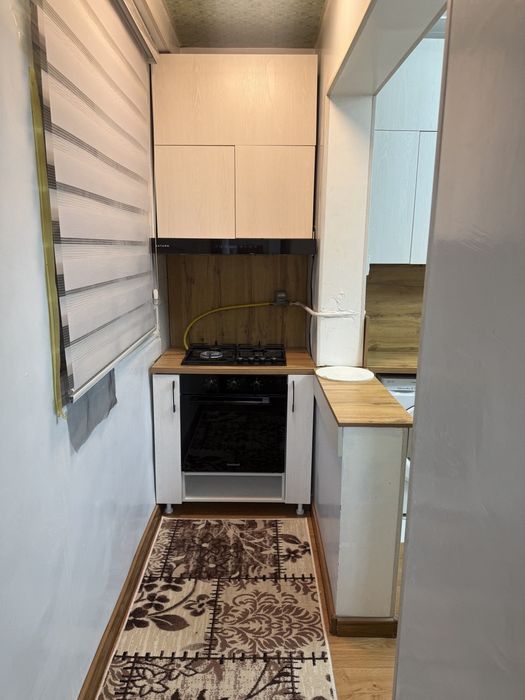 ЮНУСАБАД -4 1 комнатная квартира переделанная в двух с обстановкой