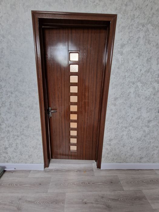 Продам межкомнатные двери