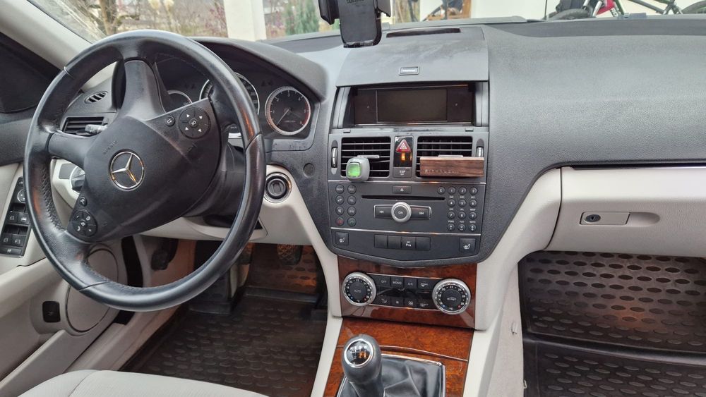 Mercedes c200 BlueEFFICIENCY