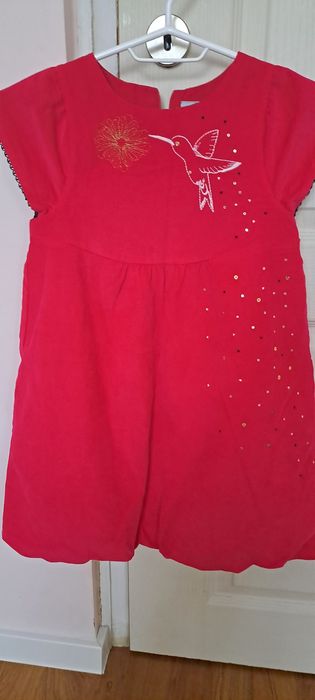 Официален детски гащеризон и роклички