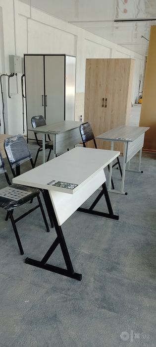 Parta va stullar maktab, oʻquv markazlari uchun