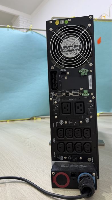 Eaton 9SX 5000 — 5000 VA / 4500 W