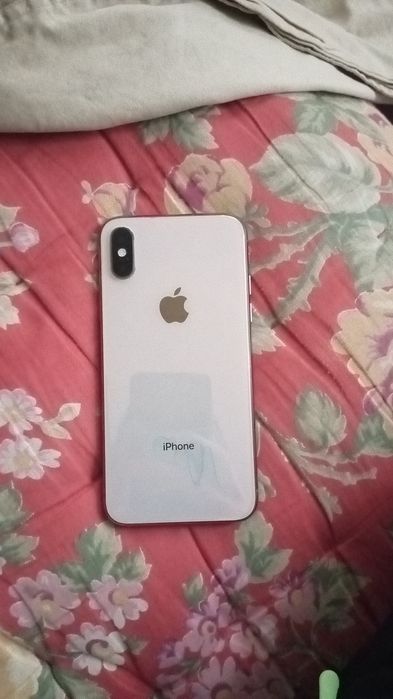 iPhone XS yaxshi holata