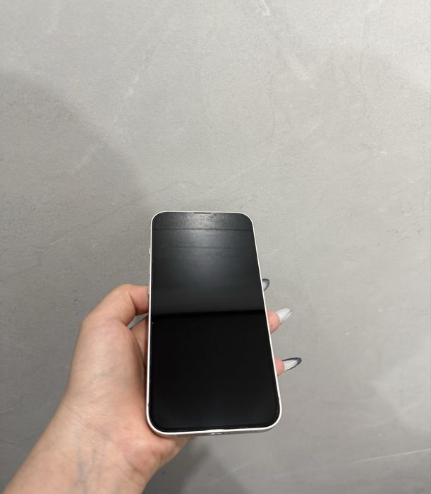 Iphone 14 в белом цвете