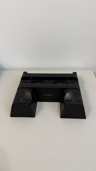 Încărcarea PlayStation și a tastaturii