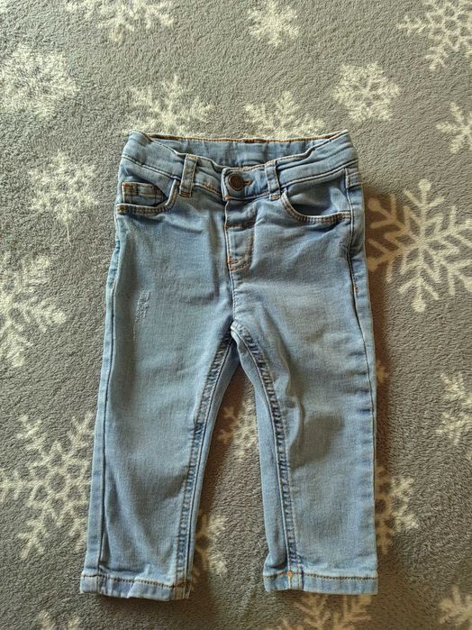 Бебешки дрехи и обувки