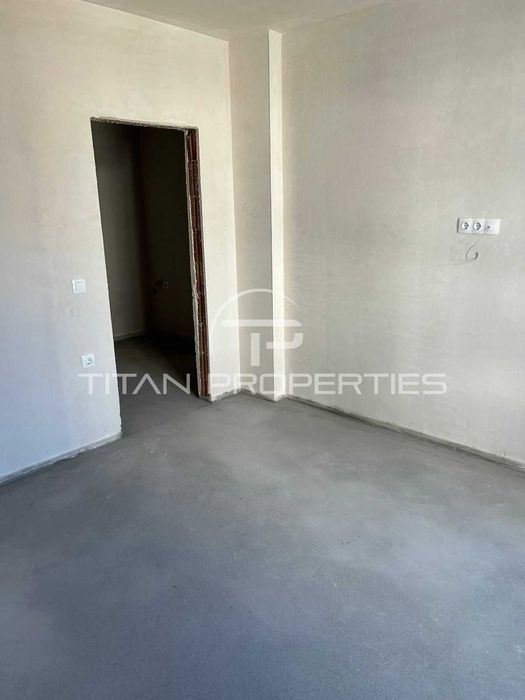 Продава се Тристаен апартамент в Пловдив, Остромила - 115 кв.м за 745 €/кв.м - Снимка #3