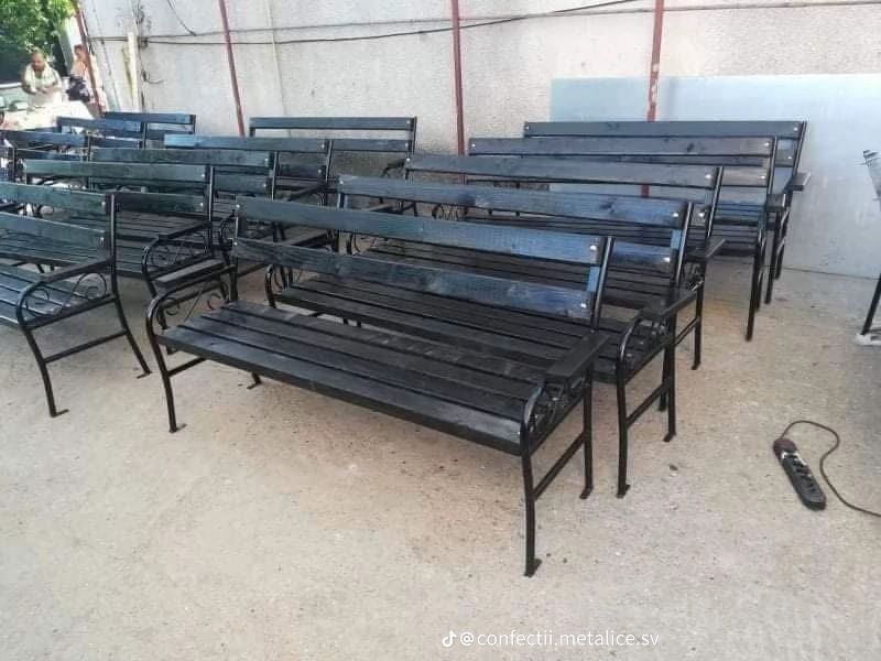 De vânzare bănci diferite modele