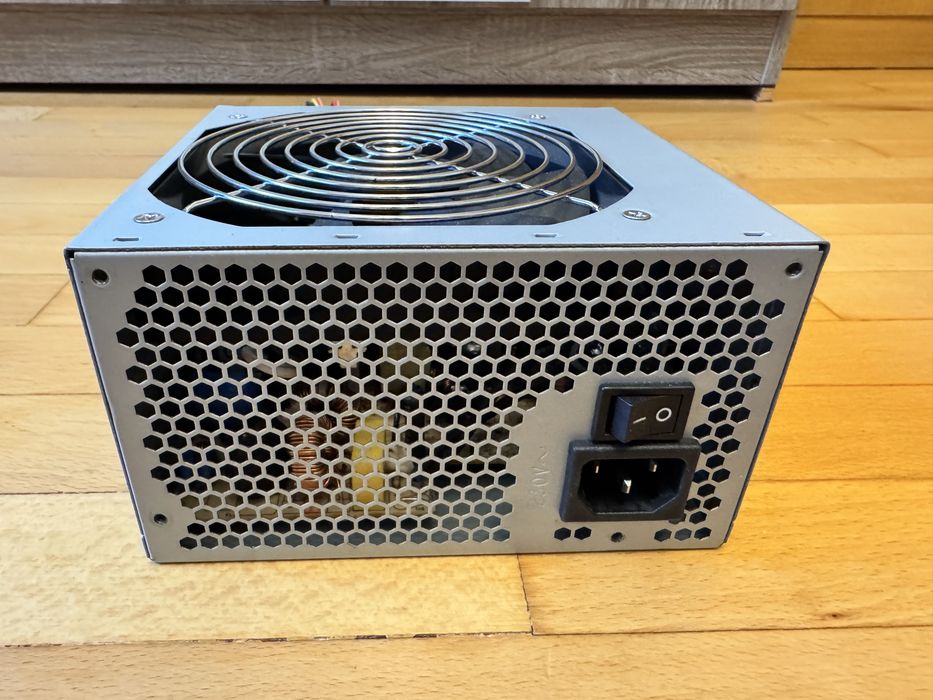 Качествени захранвания за компютър FSP Fortron (350W / 400W / 500W)