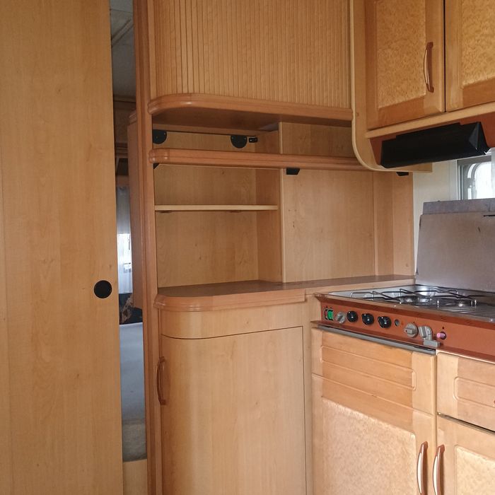 Продавам каравана