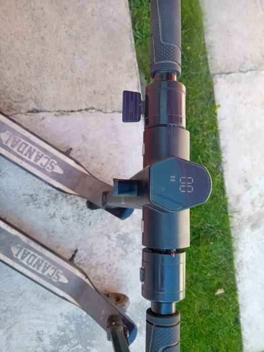Se vând trotinete electrice