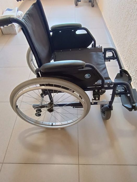 Инвалидная коляска