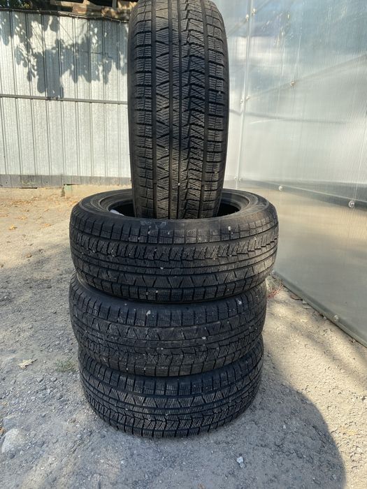 Hilo Arctic S-8 225/45 R17