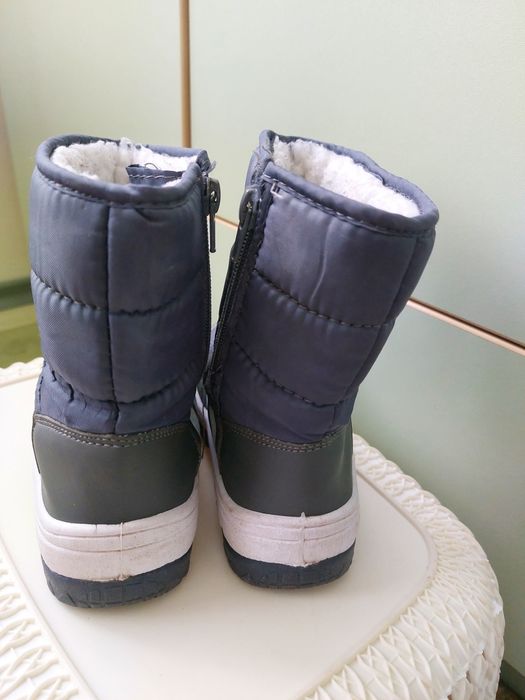 Детски ботуши, размер 28