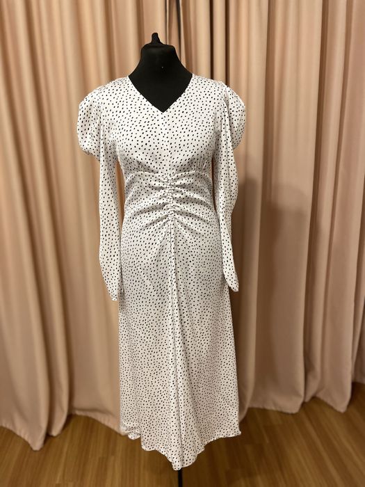 Rochie Pnk alb cu buline