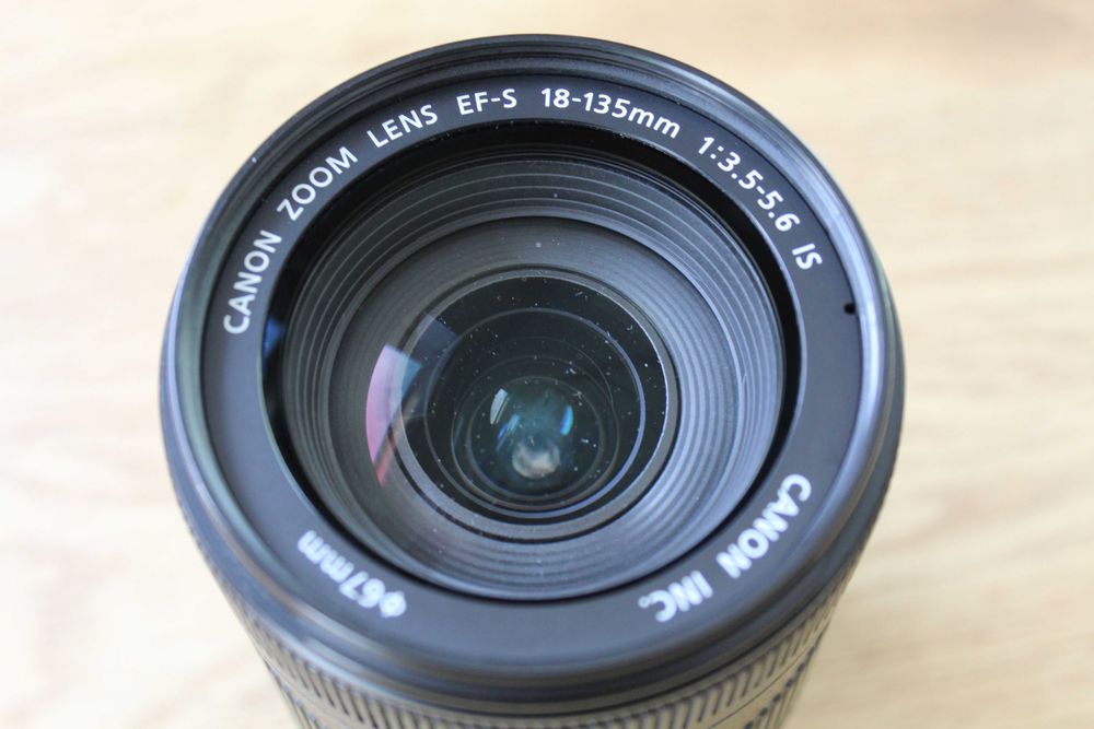 Obiectiv Canon 18-135mm
