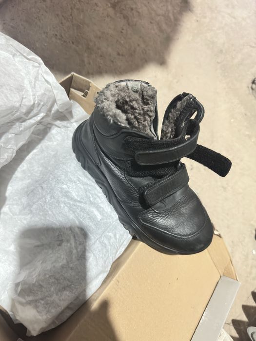 Обувь натуралная кожа.