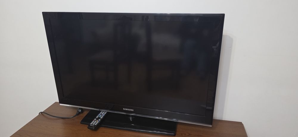 Телевизор Samsung